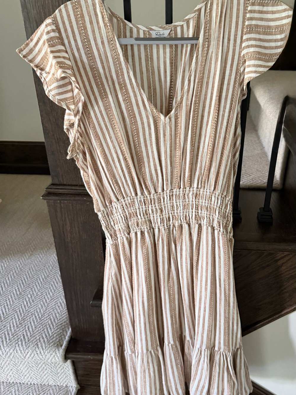 Rails Beige & White Striped V-Neck Ruffle Sleeve Dress Linen like new
